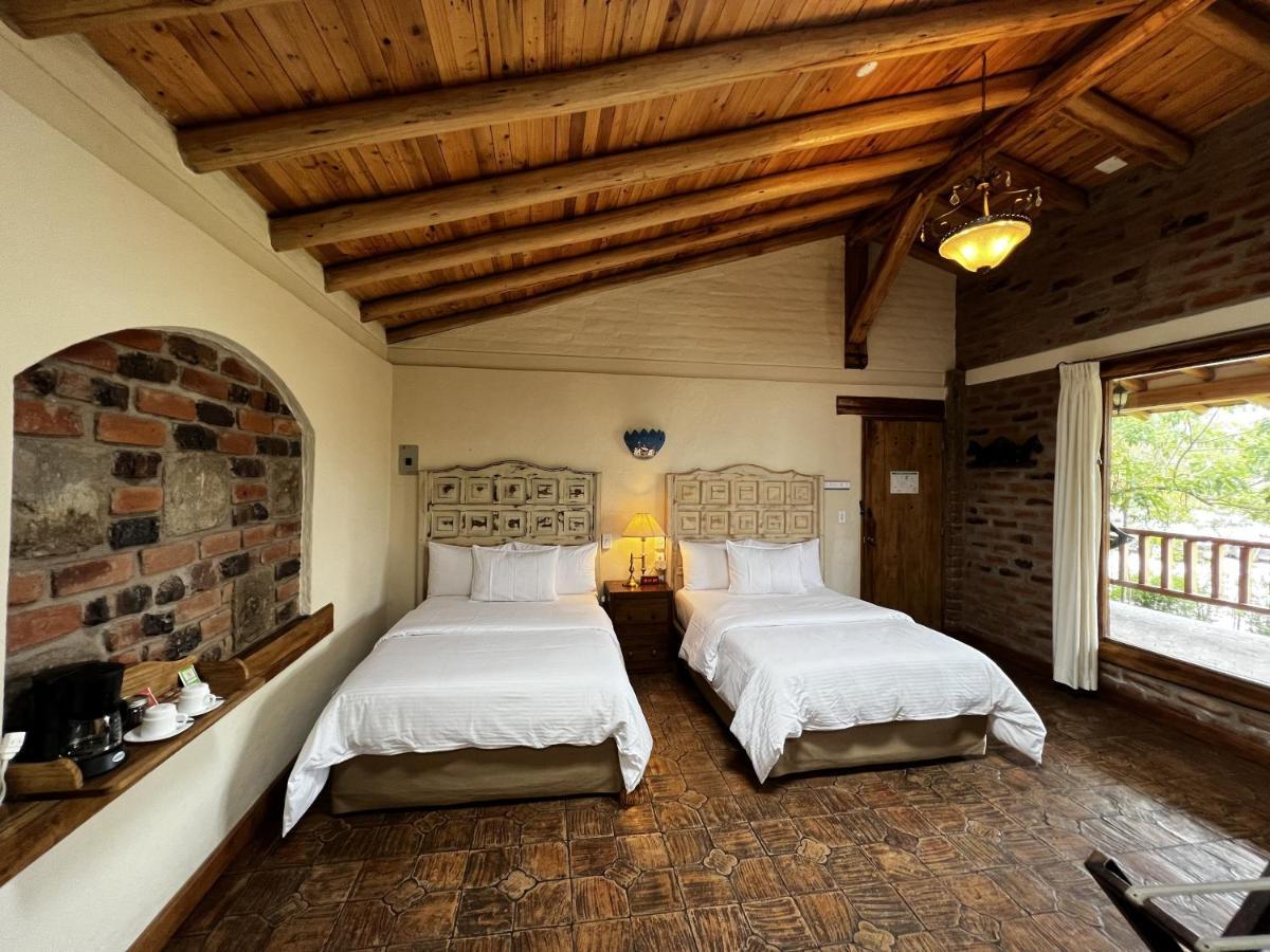 Hacienda Jimenita Wildlife Reserve Puembo Extérieur photo