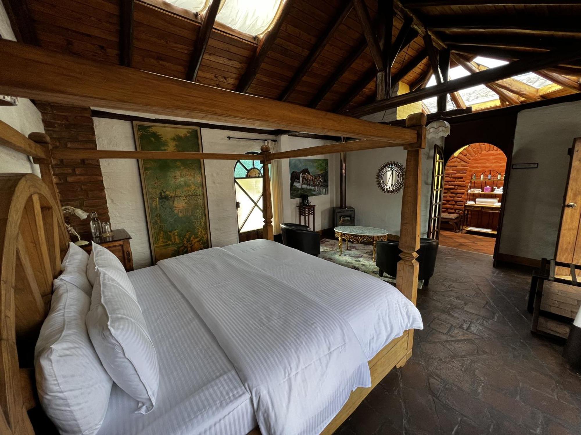 Hacienda Jimenita Wildlife Reserve Puembo Extérieur photo