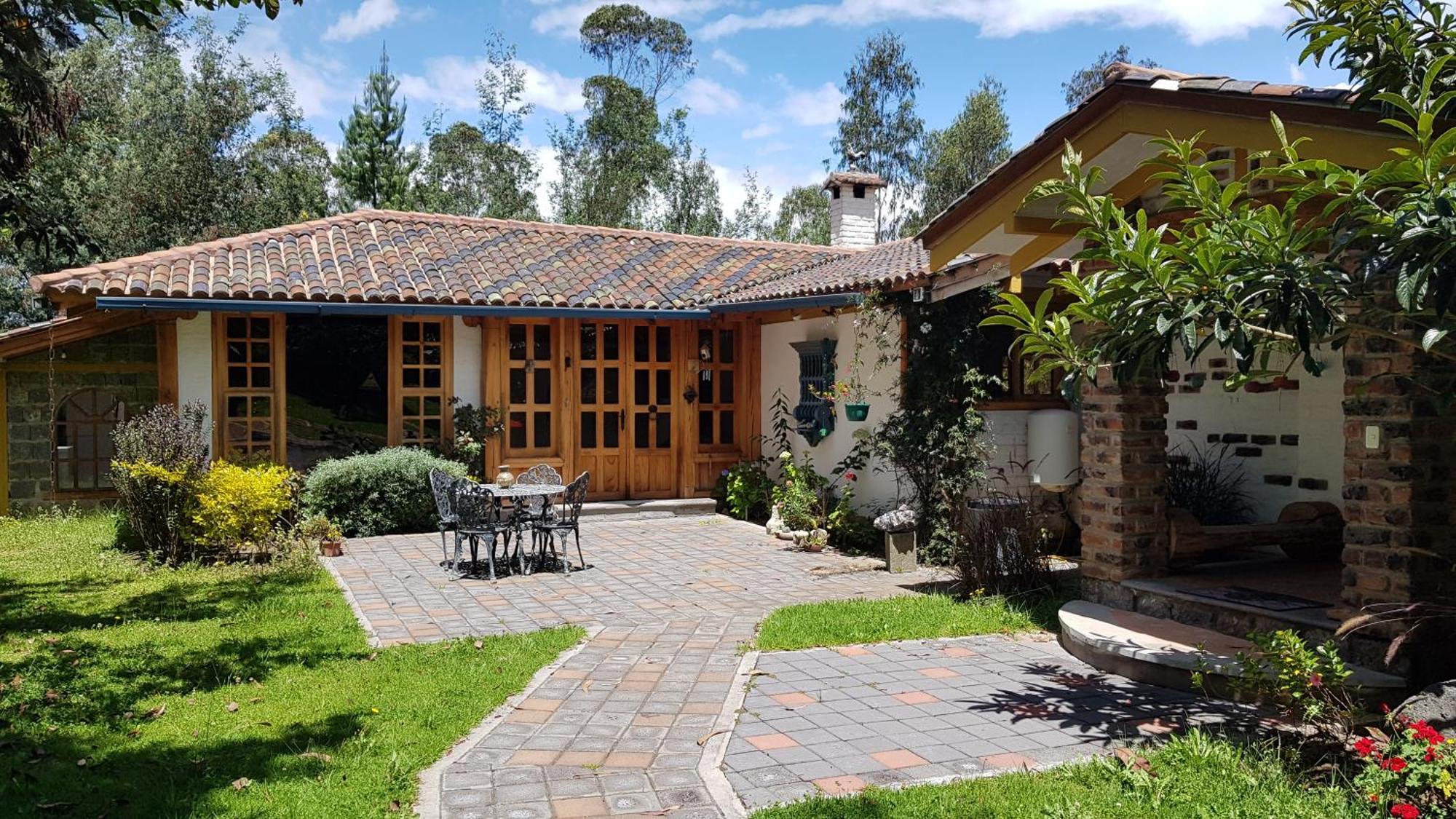 Hacienda Jimenita Wildlife Reserve Puembo Extérieur photo